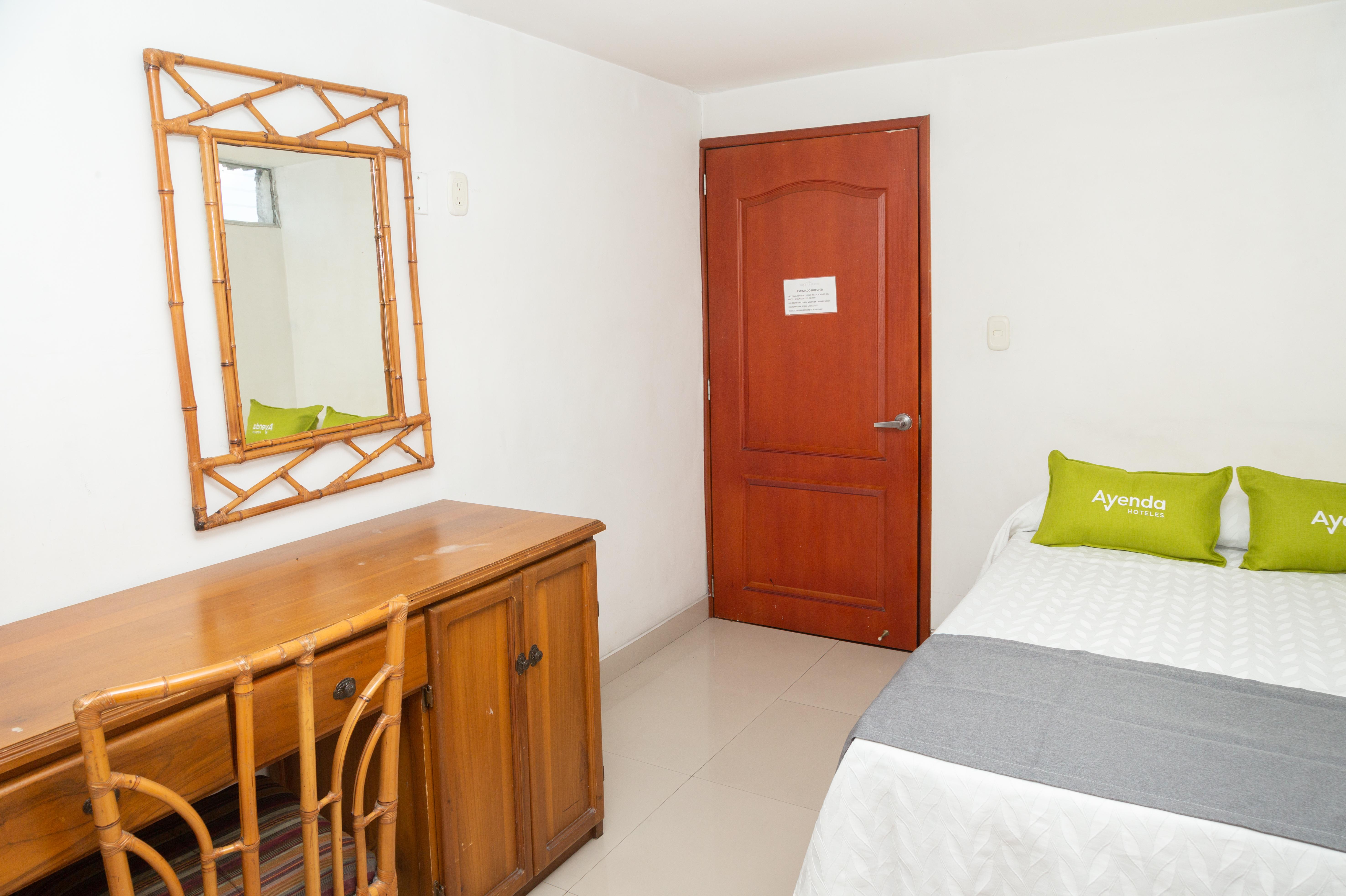Ayenda 1131 Casa Valencia Hotel Manizales Exterior photo