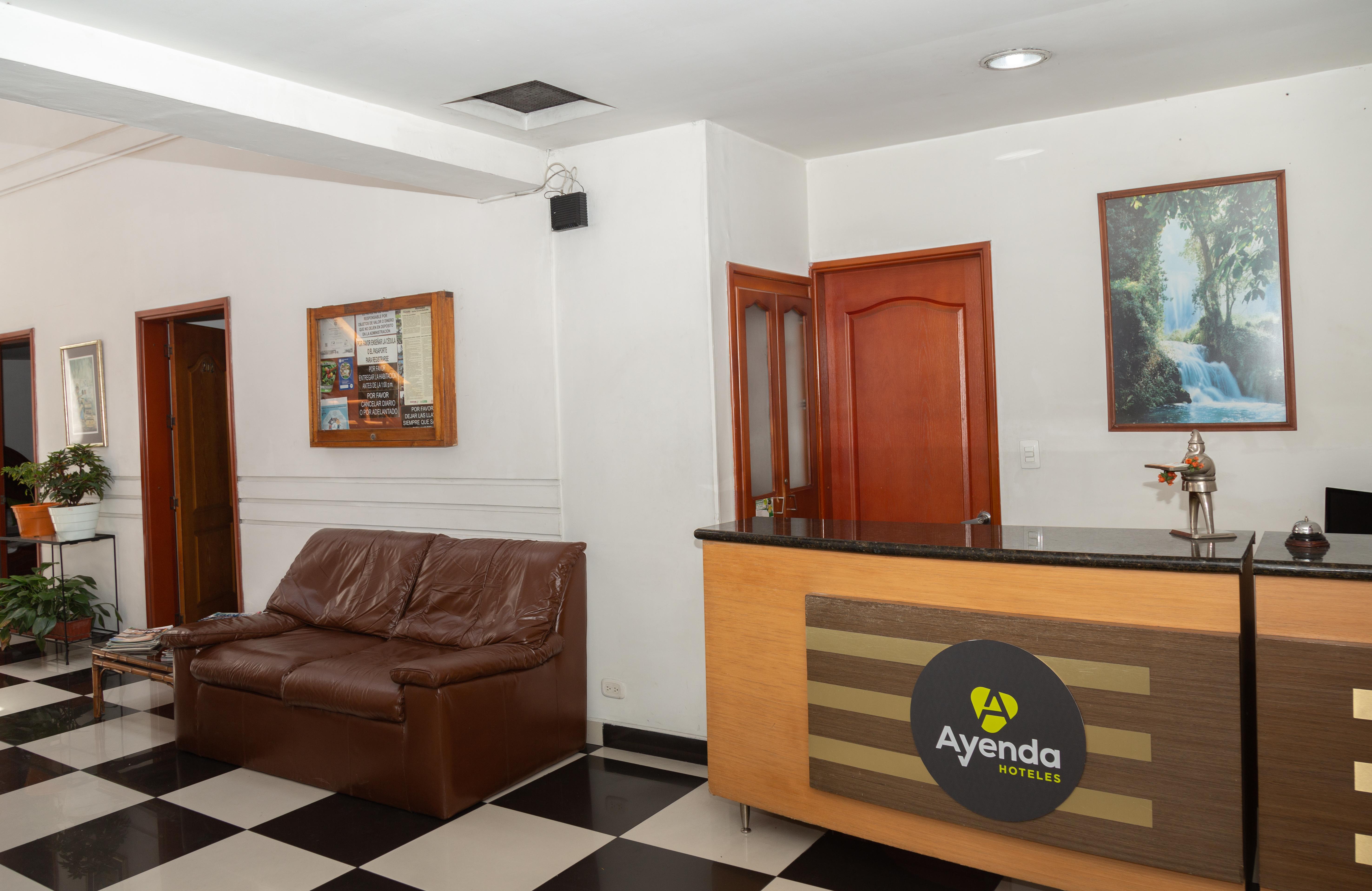 Ayenda 1131 Casa Valencia Hotel Manizales Exterior photo