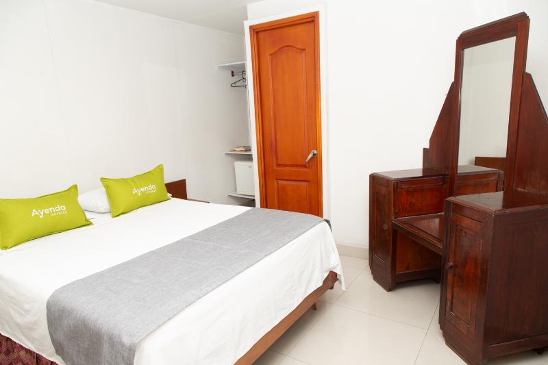 Ayenda 1131 Casa Valencia Hotel Manizales Exterior photo